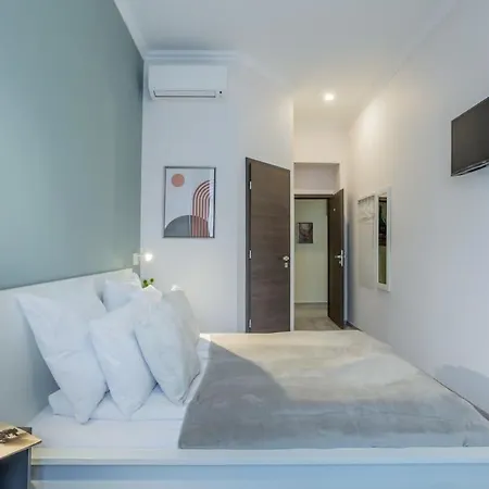 Sunny Ultra & New With Balcony Budapest
